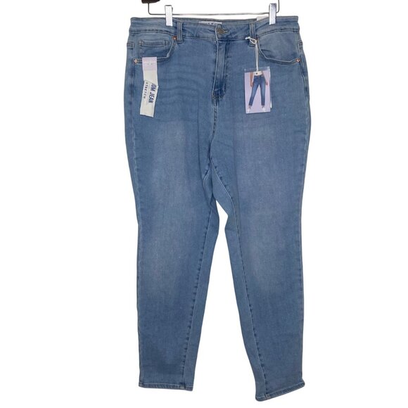 NWT Wax Mom Jeans Collection Womens 16 Light Blue High-Waisted Skinny Stretch - Picture 4 of 16